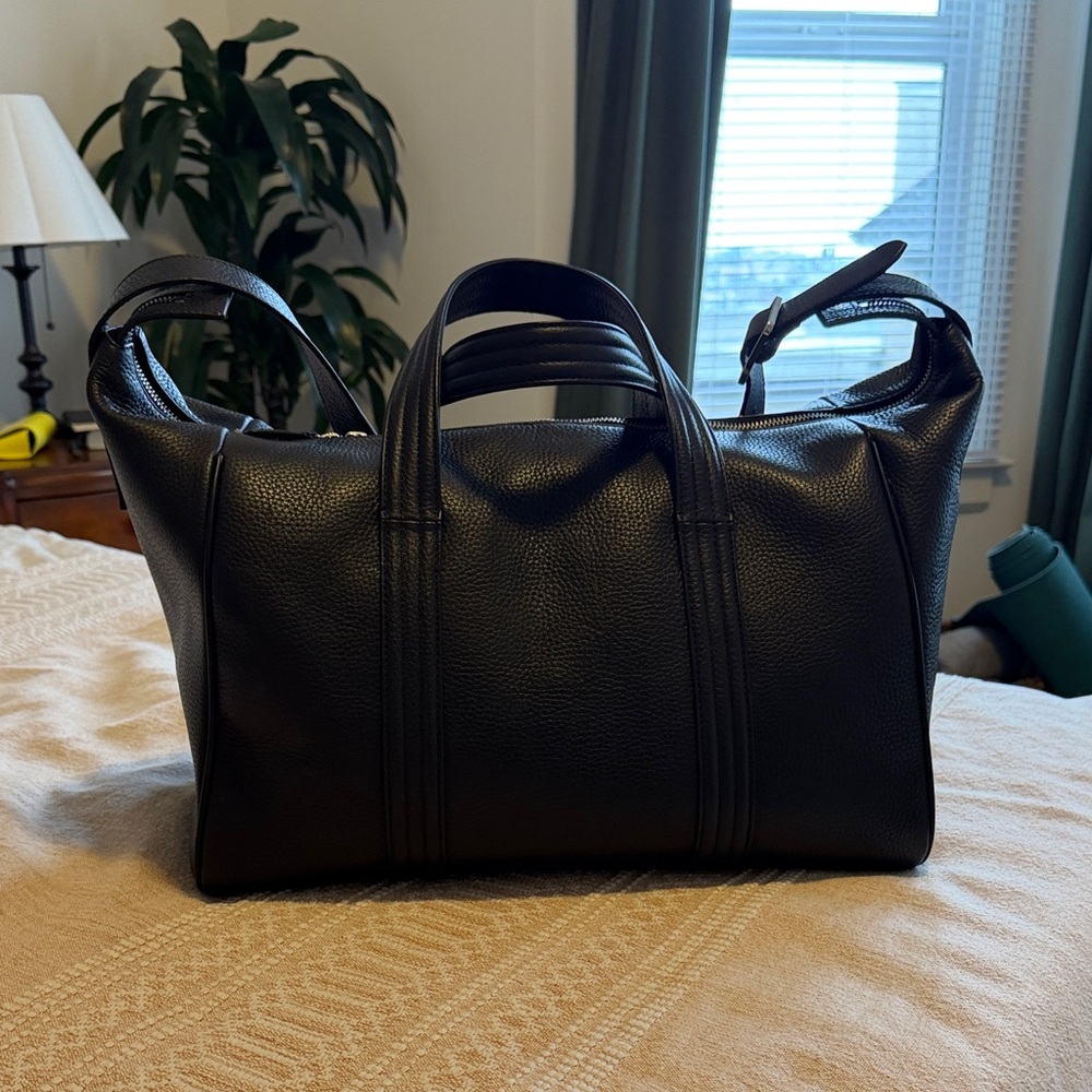 The Horse Aries Duffel Bag in Black Leather - Picture 2 of 4